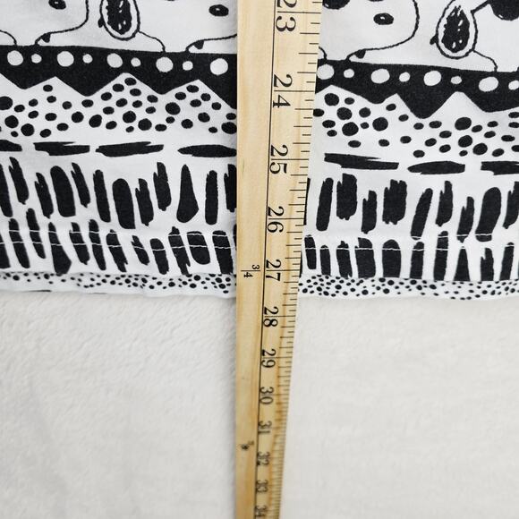 Peanuts Snoopy Shirt Mens Medium Black White All Over Print AOP Charlie Brown - Picture 7 of 7